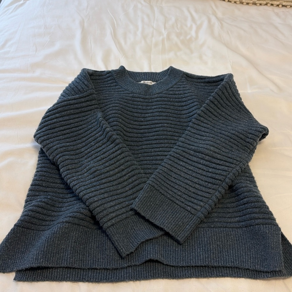Madewell blue sweater. Size large.
